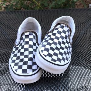 Women’s 6.5 original checkerboard slip-ons